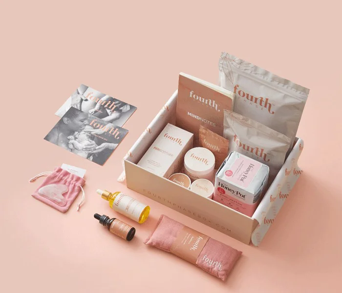 Custom Cosmetic Packaging Boxes Wholesale